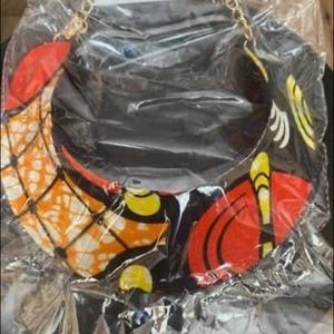 Absolutely beautiful necklace